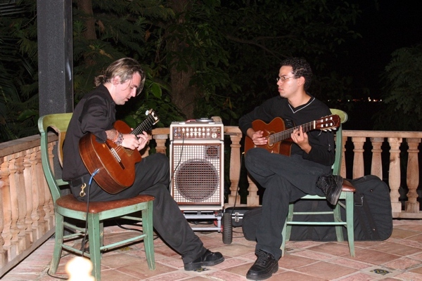 Jazz guitar duo
