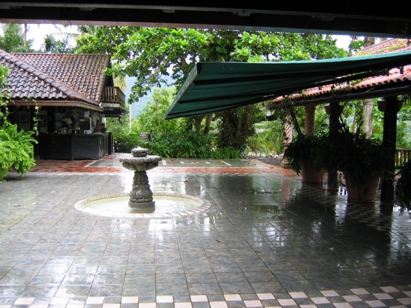 Roll out awnings in case of rain