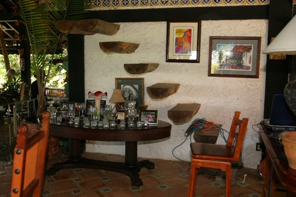 Wall stairs to office above kitchen