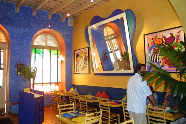 Wonderful Caribbean colors in the interior