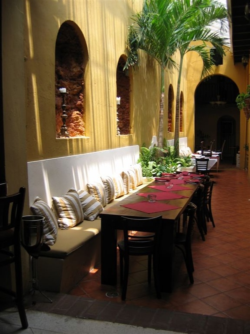 Fratelli is cozy and intimate