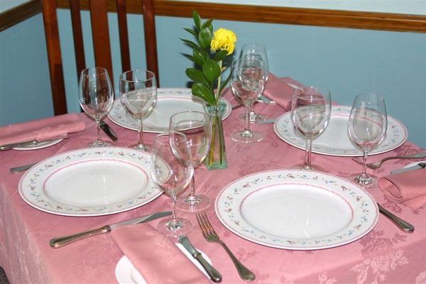 Jose Jose's elegant place settings